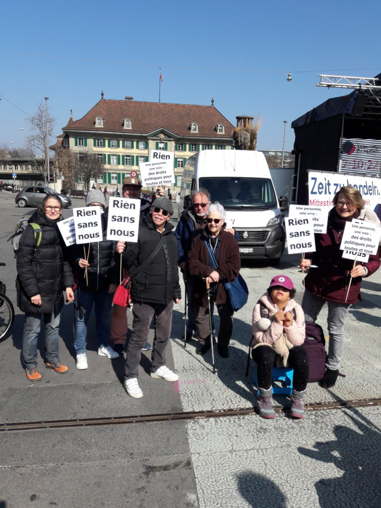 Délégation de Antenne Handicap à la manifestation